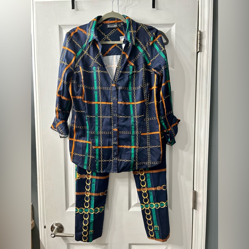 New York &  Co. pant and top set. Top med. bottom 10.